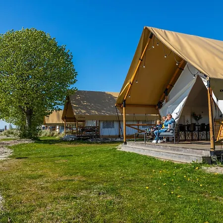 Europarcs Zuiderzee Hotel Biddinghuizen Exterior photo